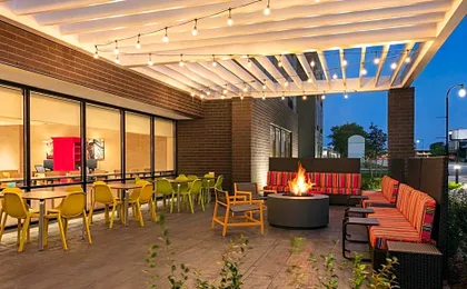 Home2 Suites By Hilton Milwaukee West
