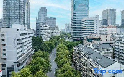 Hangzhou Yueyuan Hotel (Hangzhou Wulin Square Subway Station)