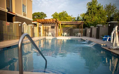La Quinta Inn & Suites by Wyndham Houston East at Normandy