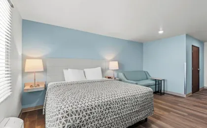 Woodspring Suites Coralville Iowa City