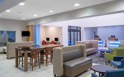 Holiday Inn Express & Suites Dallas East-Fair Park By IHG
