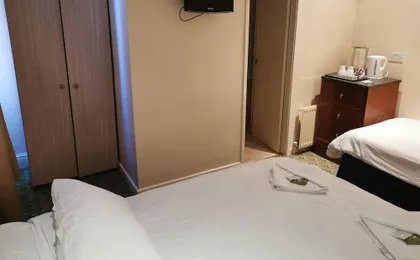 The New Oxford Hotel