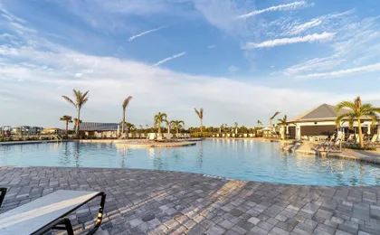 14261 Heritage Landing Blvd #1625