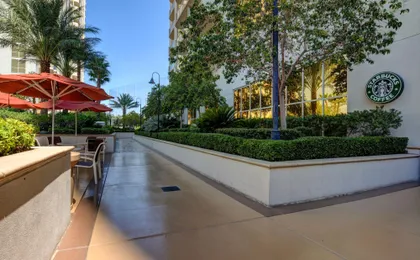 Jet Luxury Resorts @ The Signature Condo Hotel