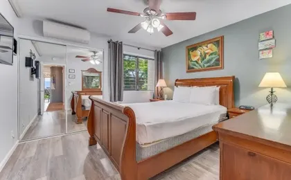 Oceanfront Napili Point Condo B 26 by RedAwning