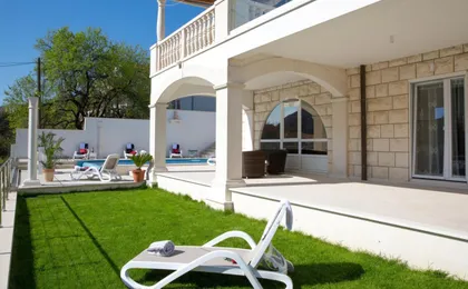Villa Arion