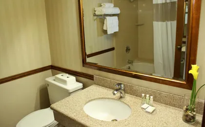 University Square Hotel
