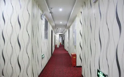 Tianyue Express Hotel (Wuhan Railway Station Happy Valley Branch)