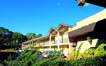 West Gate Inn Nyack