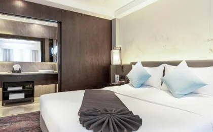 Rezen Dong Hotel (Chongqing Guanyinqiao)