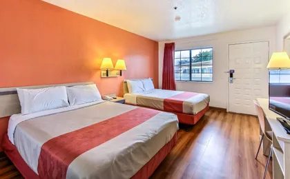 Motel 6