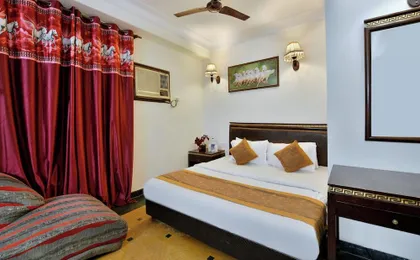 Hotel Revels by A1rooms