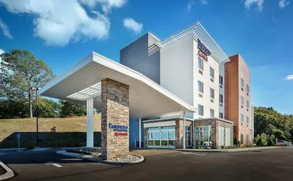 Fairfield Inn & Suites Monaca