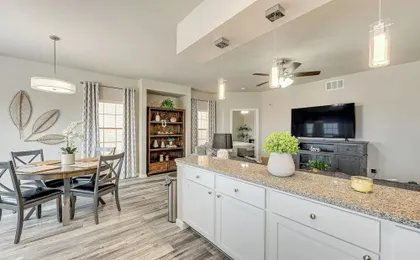 3 Mi to Hospitals Stylish Condo in San Antonio!