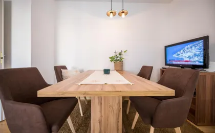 2 Bathrooms, Free Parking Spot, Prt Sea View