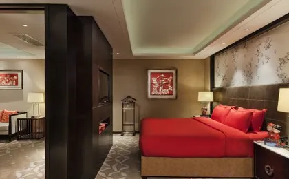Beijing Oriental Mao Hotel (NanluoguLane Beixinqiao Subway Station)