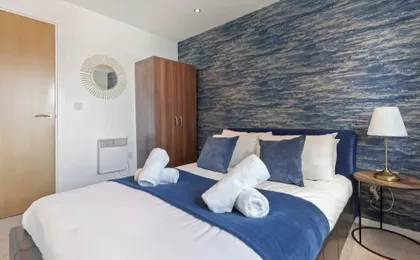 Sapphire Suite-citycentre-luxury-freeparking