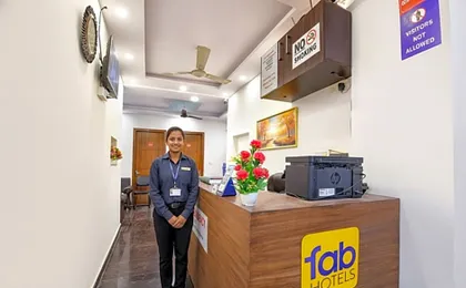 FabHotel NP International