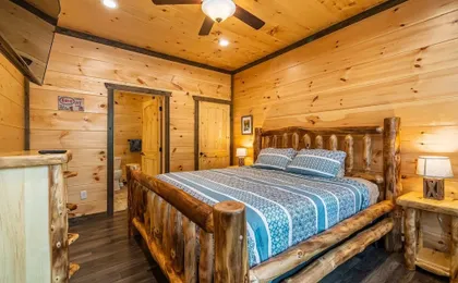 New 3BR Hot Tub Game Room 3 King Suites