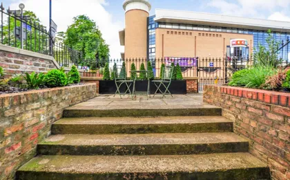 8 Blue Bridge- Elegant And Luxurious 1 Bedroom Apt- Free Parking
