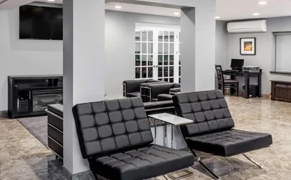 Baymont by Wyndham Glenview