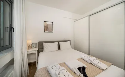 Riviera 1br - 8 Min Niarchos Snfcc by Twentytwo
