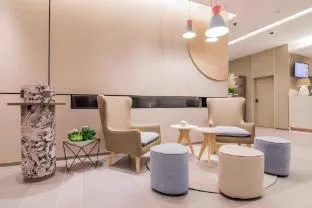 Home Inn Neo Shanghai Pudong Lianyang New International Expo Center