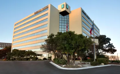 Embassy Suites by Hilton San Antonio Airport