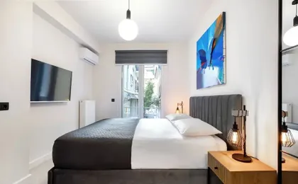 Plaka Clio Apartment by A&A Residences