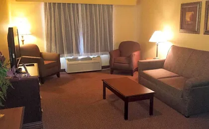 Town & Country Inn And Suites