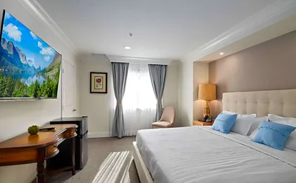 Hotel Huntington