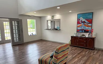 Brentwood Inn & Suites