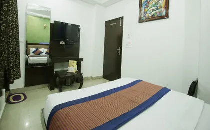 Hotel Delhi Heart by Oyo Rooms