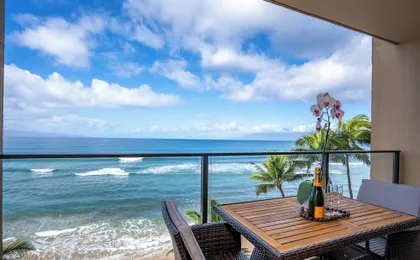 Oceanfront Kaanapali Studio Vistas