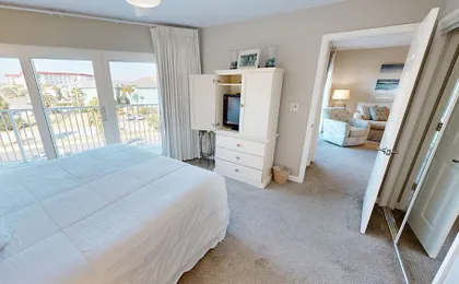 Seacrest 413 is a 2 BR Gulfside on Okaloosa Island by RedAwning