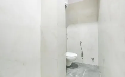 Via Imperial Residency