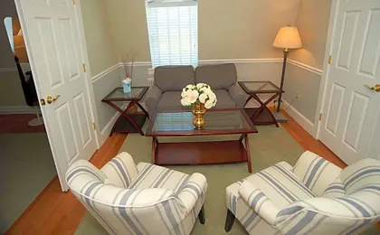 Bellevue Manor