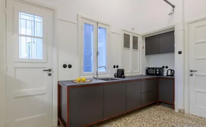 Your 4 Bdrm Dream House W Acropolis View Jacuzzi
