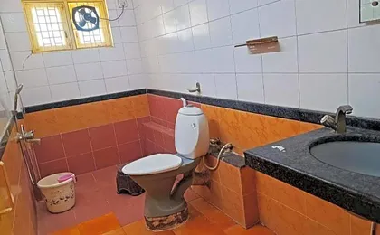 Sri Krishna Lodge
