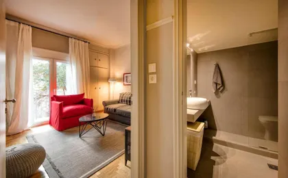 Brand New Modern Apartment with Satellite TV