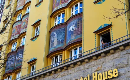 Amstel House