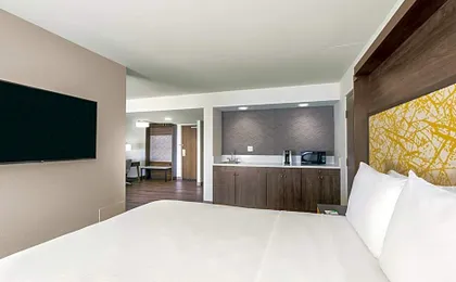 Holiday Inn La Mirada - Buena Park by IHG