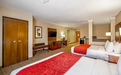 Comfort Suites Fishkill near Interstate 84