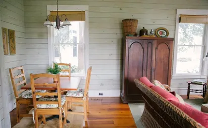 Ball House And Cottages