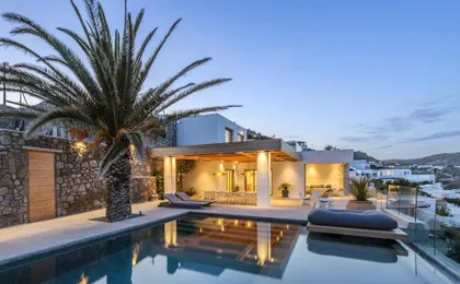 Villa Channel II in Psarou Mykonos