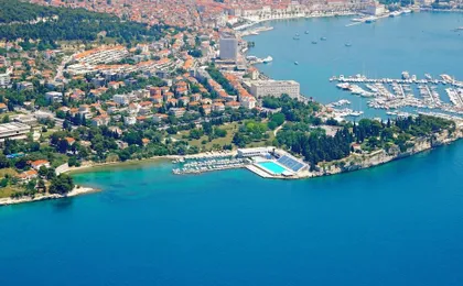 A1-Luxury Apt W Big Balcony, 4 Min Walk To Beach
