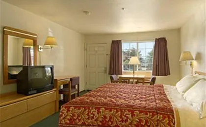 Days Inn Salinas Airport