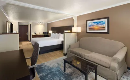 Ramada by Wyndham Moses Lake