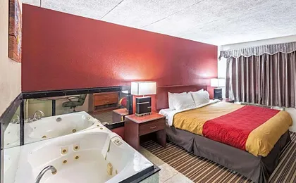 Econo Lodge Zanesville Downtown