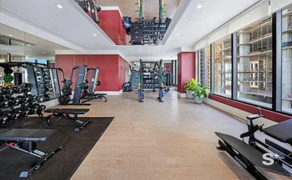 Elite 1BR & Rooftop Pool in Miami